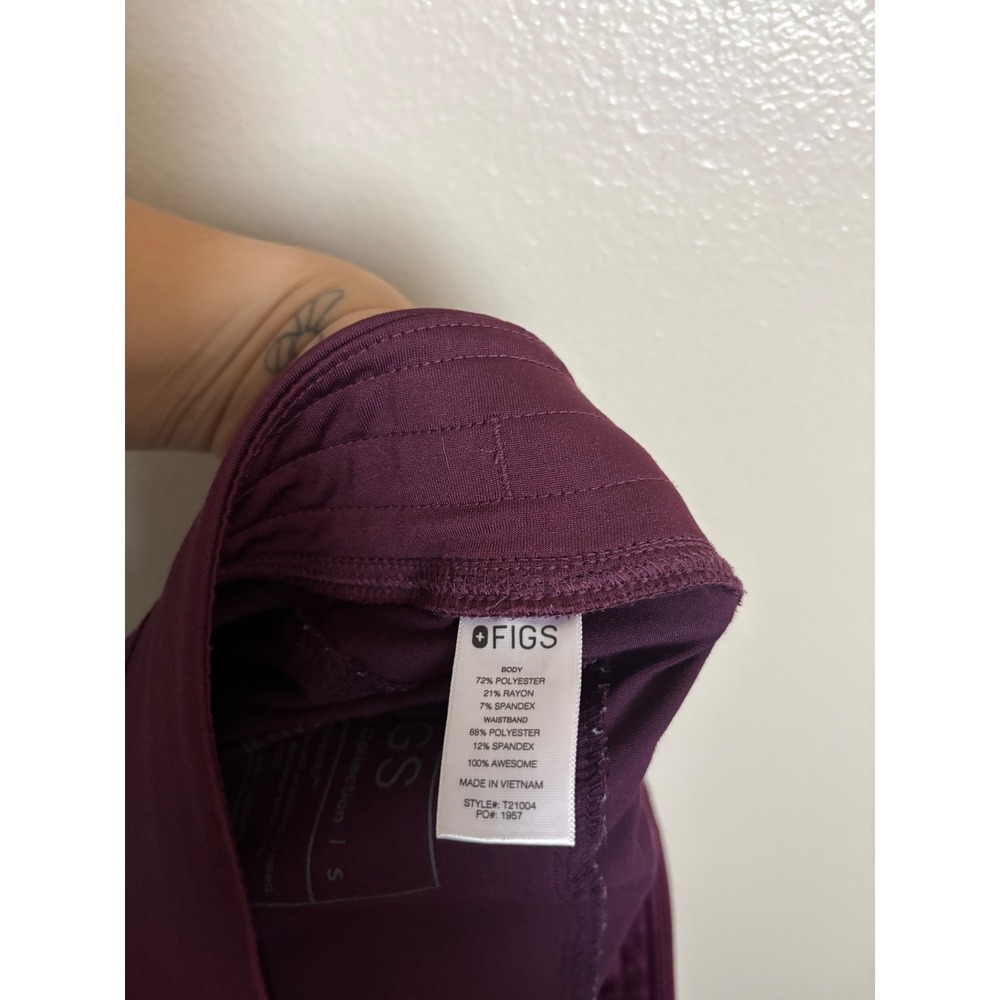 FIGS Kade Cargo Women's Small Deep Purple Scrub Pants Wide Straight Leg - Picture 7 of 7